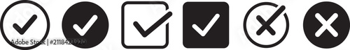 Foto Checkmark and cross mark line icon set