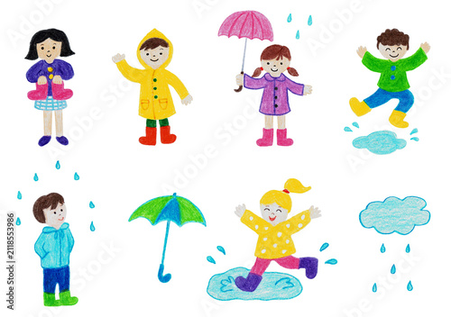 雨の日を楽しむ子どもたちと水たまりの手描き素材
