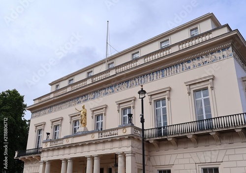 Foto The Athenaeum Club in London