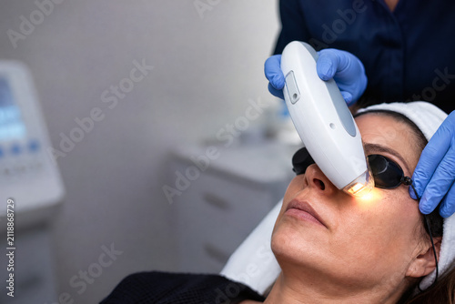Intense Pulsed Light Therapy Around the Eyes for Meibomian Gland Dysfunction Treatment