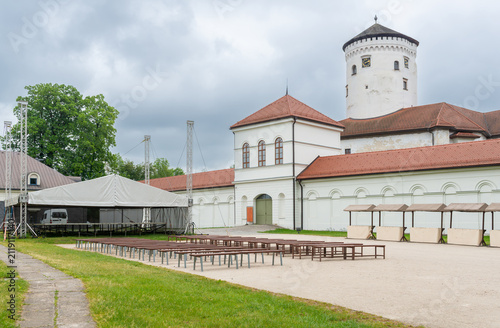 Obraz na plátně Zilina, Slovakia – May 18, 2026: View of the historic Budatin Castle courtyard with a temporary stage and seating prepared for an outdoor cultural event