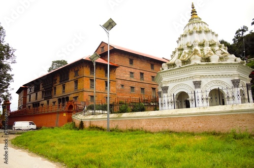 Obraz na plátně Historic Temple and Traditional Architecture near Pashupatinath Temple in Kathma