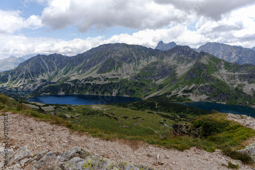 Bild auf Leinwand Glacial Lakes in Valley of Five Lakes Tatra Mountains