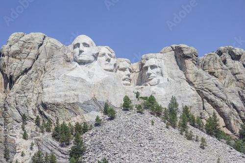 Bild auf Leinwand Mount Rushmore head on