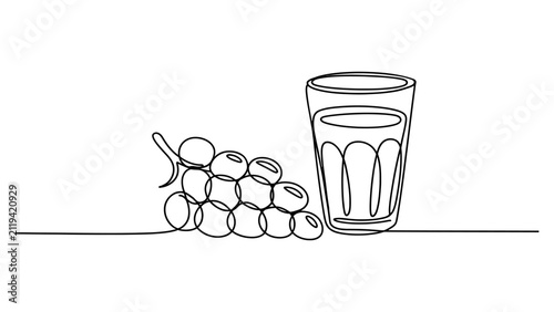 Fotografie Continuous single line drawing of a bunch of grapes and a glass of juice Vector,