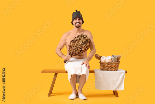 Handsome man with sauna whi...