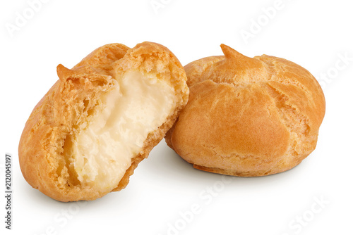 Foto profiterole with cream isolated on a white background