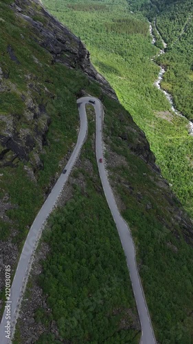 road to the mountain