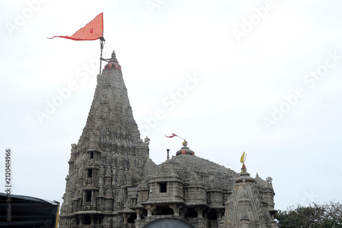 Konstfotografi Ancient Dwarkadhish Temple architecture and sacred dhwaja, Gujarat, India