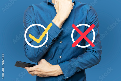 Принти на полотні Businessmen consider their options and decide whether to accept or reject a business deal