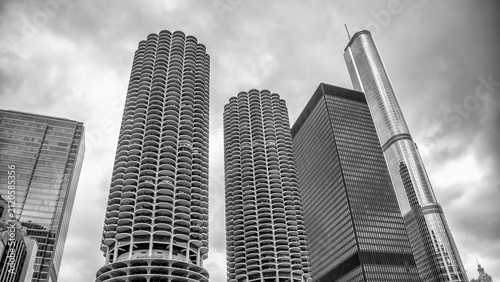 Bild auf Leinwand Chicago’s towering skyscrapers in infrared, showcasing the grandeur and design o