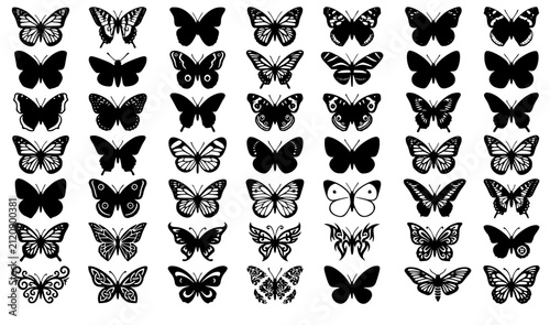 Foto Black Butterfly Silhouette Vector Set with Diverse Wing Shapes for Design