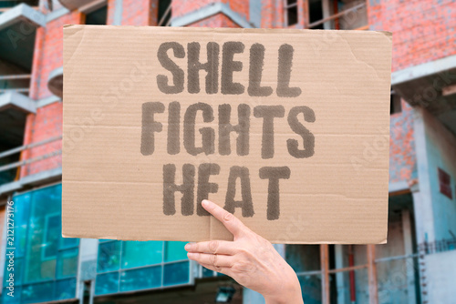 Canvastavla "Shell fights heat" Building envelopes manage extreme temperatures