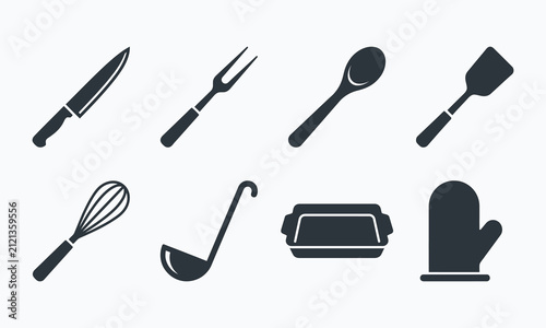 Foto Set of kitchen cooking utensils for preparing a traditional thanksgiving dinner