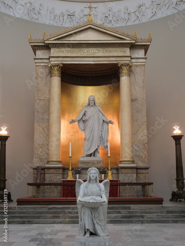 Obraz na płótnie Majestic statue of Christ in Copenhagen's iconic Cathedral, Denmark, embodying s