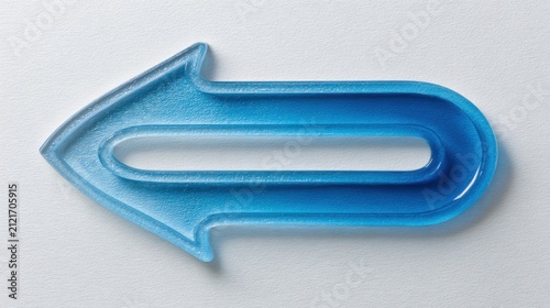 Blue plastic arrow signifying smart return flow for guiding efficient returns in a user-friendly environment