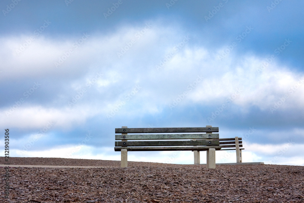 Foto Two empty benches