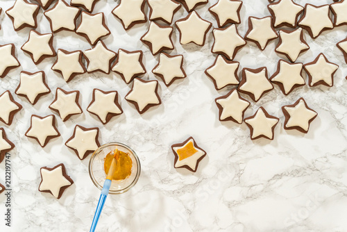 Perfectly Icing Star Cookies with Royal Icing