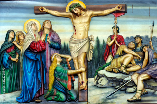 Foto Station XII Crucifixion of Jesus Christ