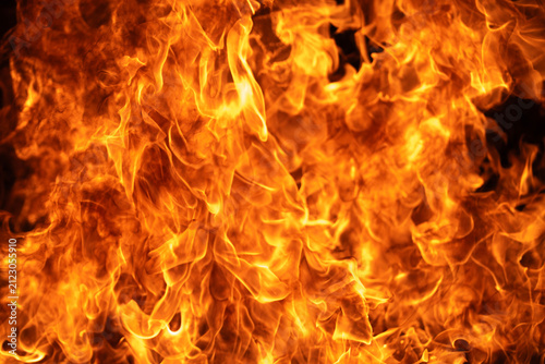 Konstfotografi Fire surrounds realistic flame