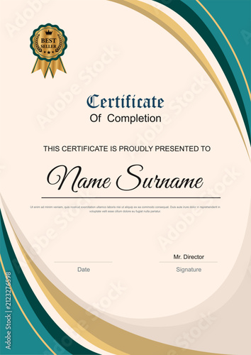 Minimal Green Certificate Template with Elegant Curved Design