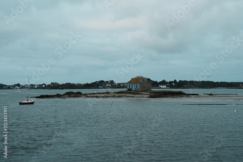 Cuadro en lienzo Matin à Saint-Cado dans le Morbihan située dans la rivière d'Étel, sur la commun