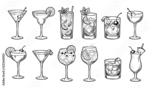 Принти на полотні Vintage hand drawn cocktail drinks vector set with classic alcoholic beverages i