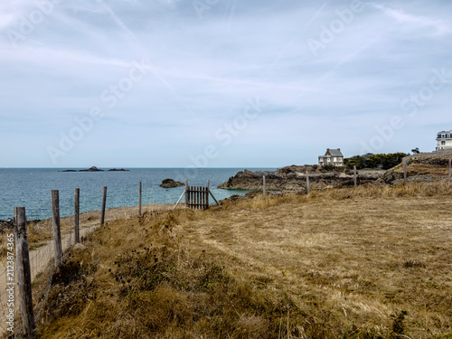 Barrière en bois - Pointe de la Varde à Saint-Malo - Sécheresse
