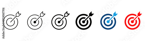 Target icon with arrow in center symbolizing goal, focus, and precision. Bullseye pictogram for success, achievement, strategy, direction, planning, performance, and business objectives.