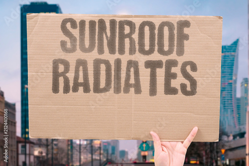 Fotografie "Sunroof Radiates" Glass panels amplify the greenhouse effect