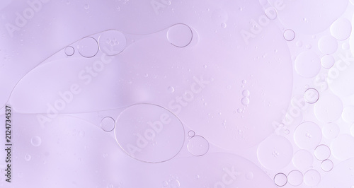 Foto Abstract purple water bubbles oil background