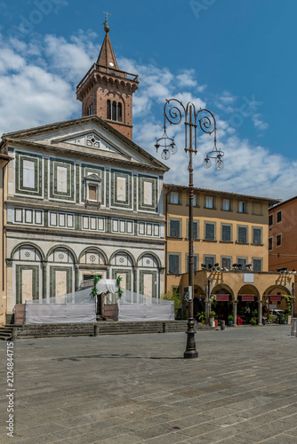 Cuadro en lienzo Piazza Farinata degli Uberti square, historic center of Empoli, Florence, Italy