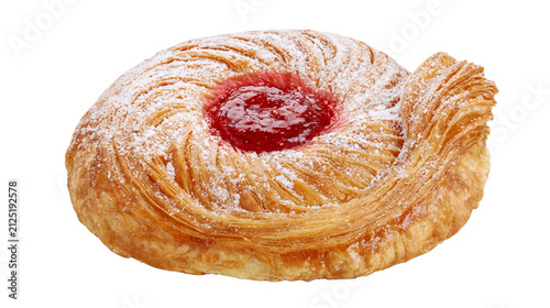 фотографія Golden flaky pastry swirl with red jam filling and powdered sugar, isolated on t