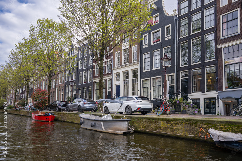 Fototapeta premium Amsterdam is the capital of the Netherlands, known for its artistic heritage and its elaborate canal system.