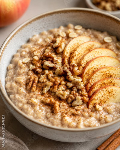 APPLE CINNAMON PORRIDGE