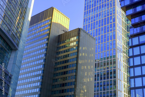 Bürohochhäuser in der Stadt