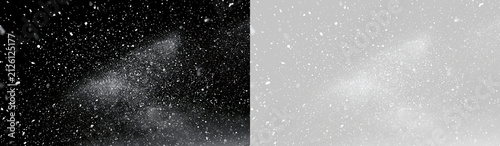 Foto Blowing winter snow storm overlay on transparent and black background