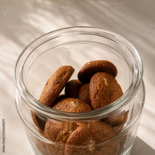 Cuadro en lienzo jar of cookies top view