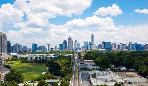 Canvastavla Drone photo of Atlanta skyline with a clear view of 14th street heading straight into the heart of the city