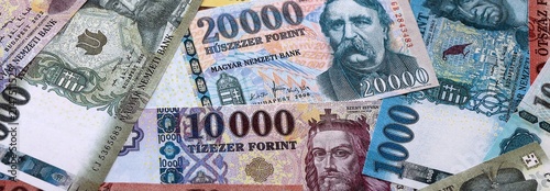 Foto Hungarian forint money bills pile on table