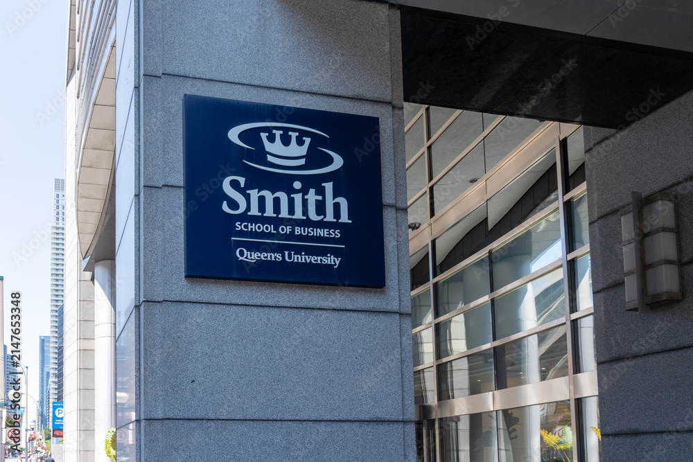 Fototapeta premium Toronto, Ontario, Canada - August 5, 2026: Smith School of Business at Queen's University learning facility (SmithToronto) on Front Street West in downtown Toronto, Ontario, Canada. 