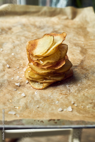 Potato crisps