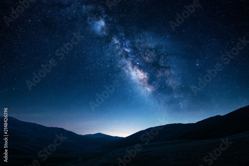 aurora borealis in the mountains