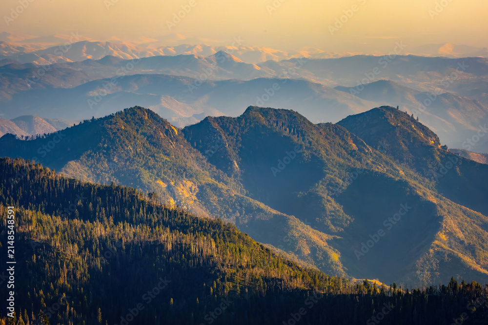 Fototapeta premium Layered mountains stretch from Little Baldy Trail