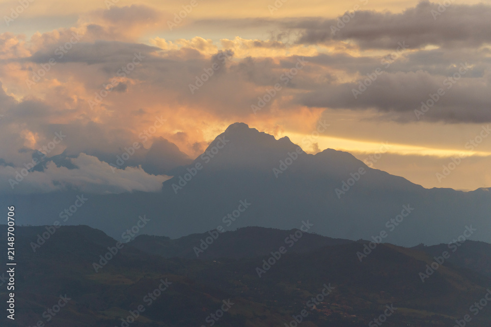 Obraz premium Farallones Del Citara Mountain Range