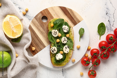 Tasty sandwich, avocado hum...