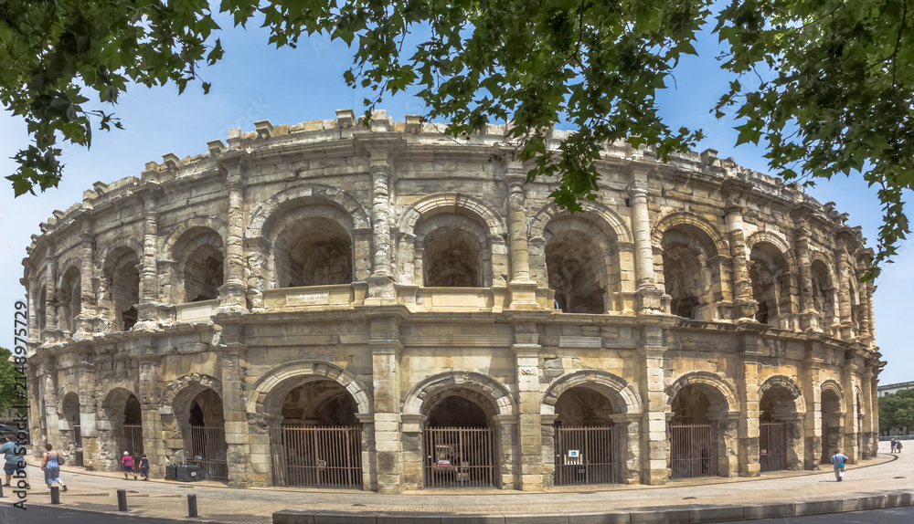 Obraz premium Arènes de Nîmes 