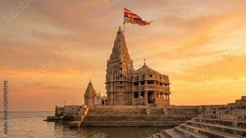 Dwarkadhish Temple Dwarka Golden Hour – Iconic Coastal Hindu Temple