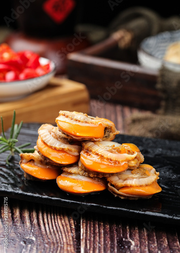 Photography Fresh Qingdao Scallops Without Shells on Slate Plate - Premium Seafood Market Di