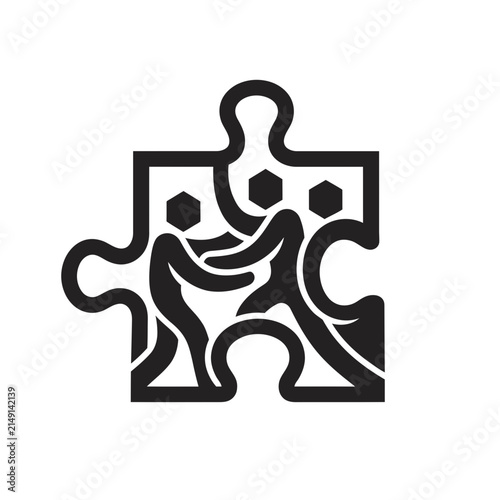 Teamwork puzzle icon with people figures connecting.